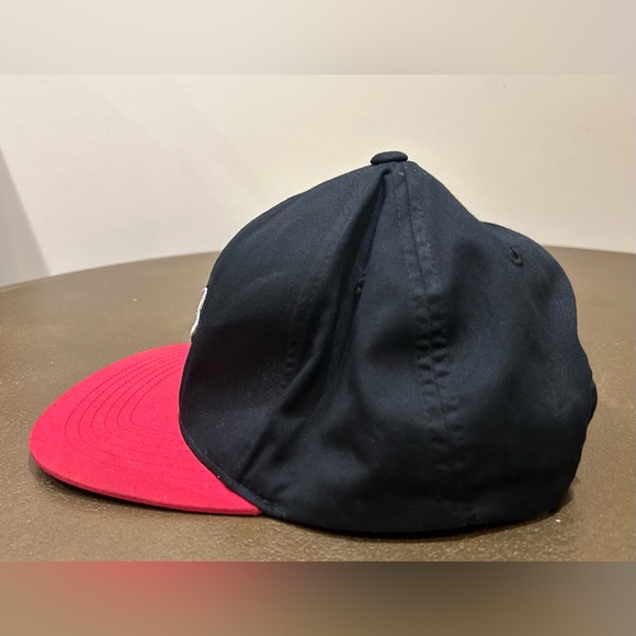Fox Racing OSFA SnapBack Adjustable Hat Black & Red, Please Read - Picture 2 of 11
